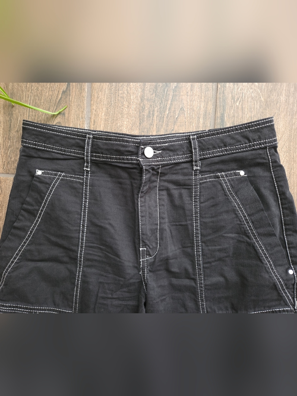 Anthropologie The Carson Utility Barrel Pants in Black Cargo High Rise Sz 6 - Picture 4 of 13